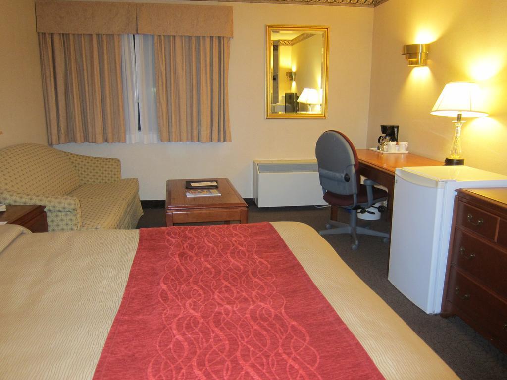 Comfort Inn Meadowvale Mississauga Exteriör bild