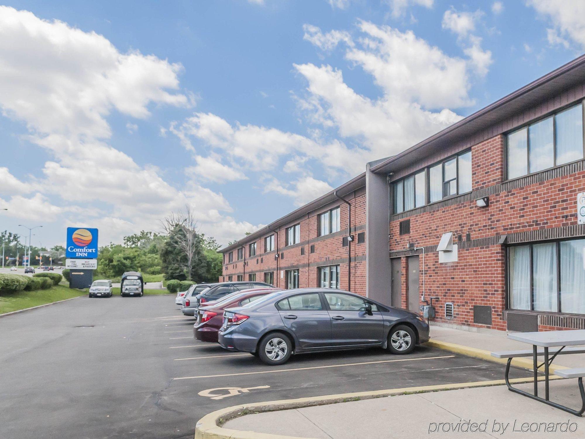 Comfort Inn Meadowvale Mississauga Exteriör bild