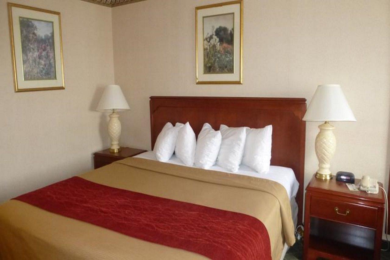 Comfort Inn Meadowvale Mississauga Exteriör bild