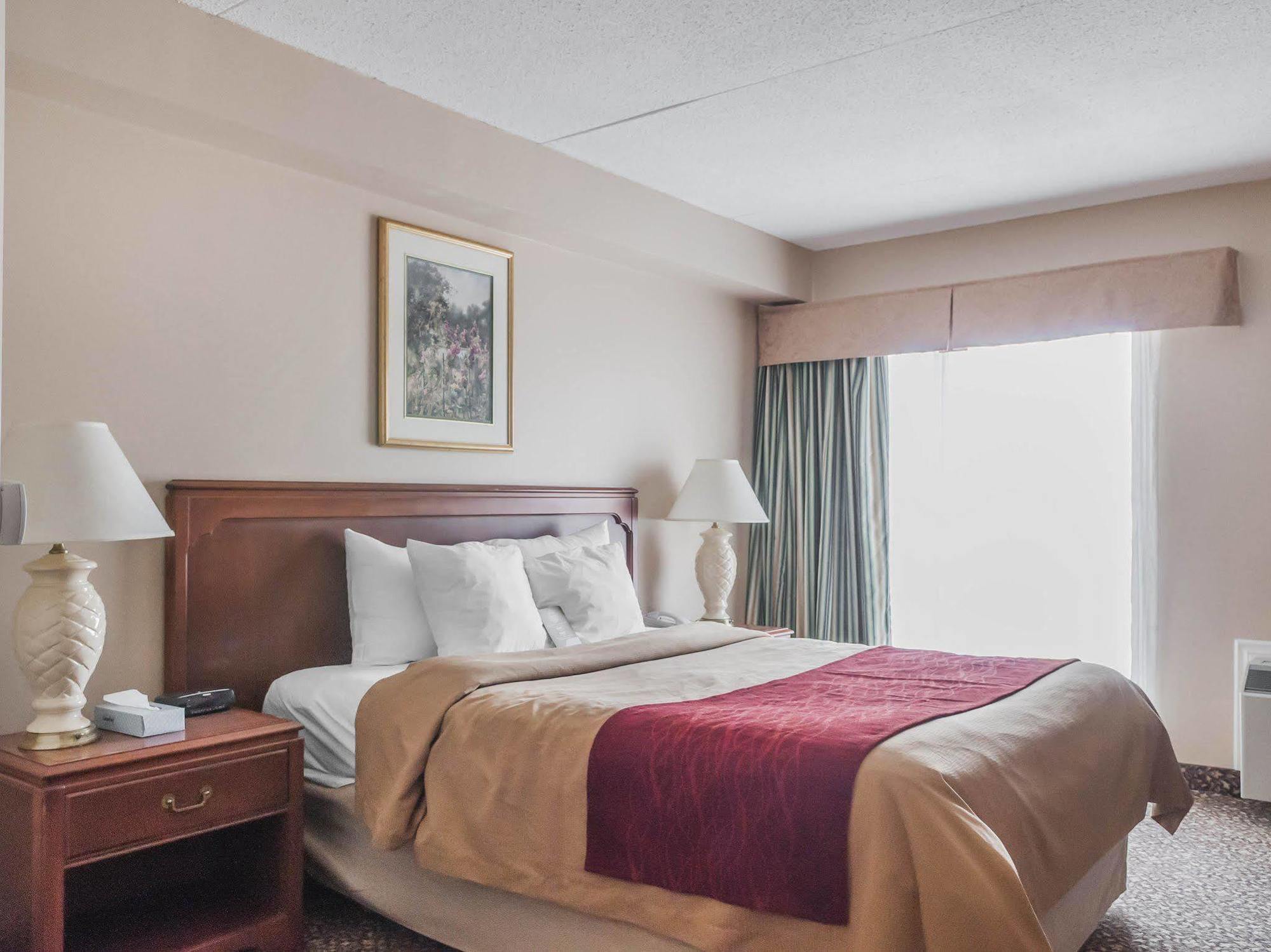 Comfort Inn Meadowvale Mississauga Exteriör bild