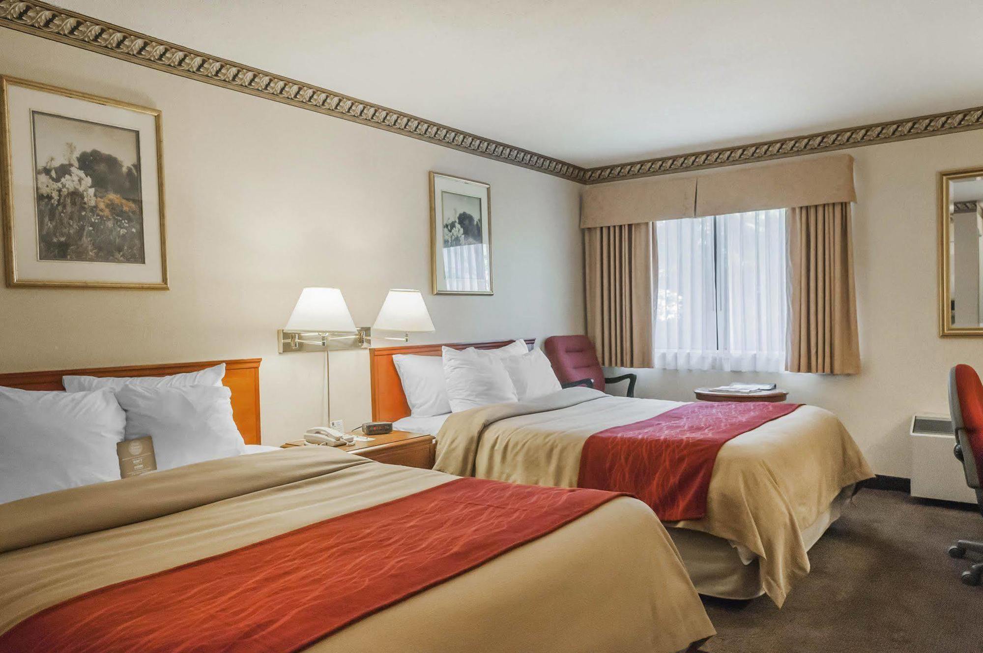 Comfort Inn Meadowvale Mississauga Exteriör bild