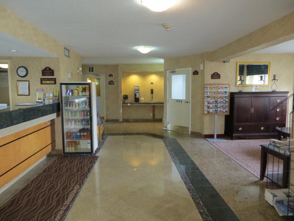 Comfort Inn Meadowvale Mississauga Exteriör bild